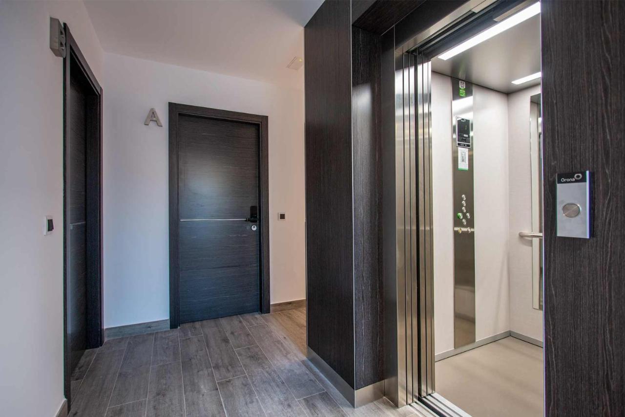 Apartamentos Vacacional En Plaza De Espana Нерха Екстериор снимка