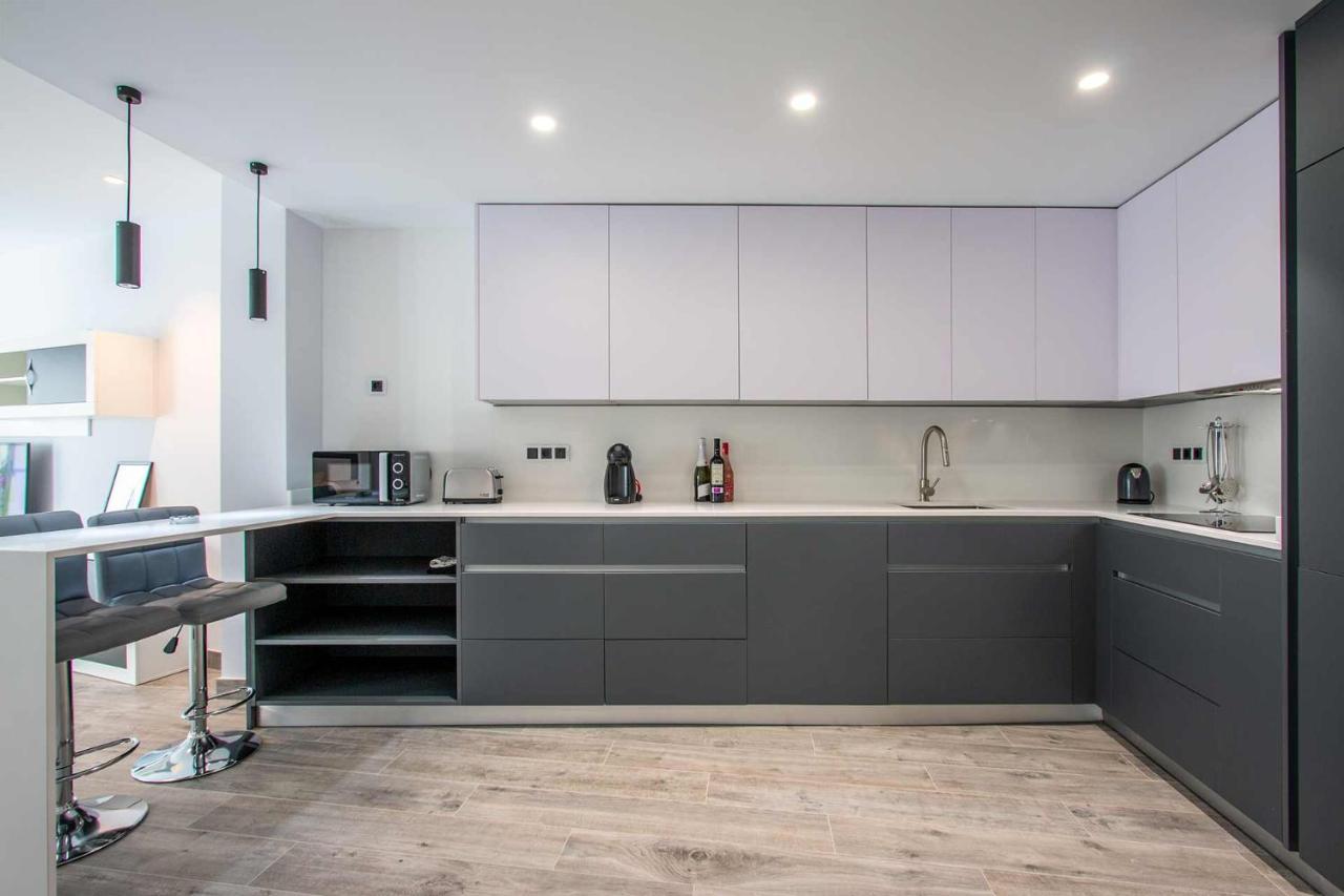 Apartamentos Vacacional En Plaza De Espana Нерха Екстериор снимка