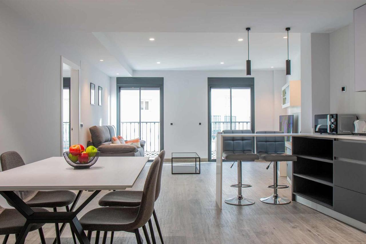 Apartamentos Vacacional En Plaza De Espana Нерха Екстериор снимка