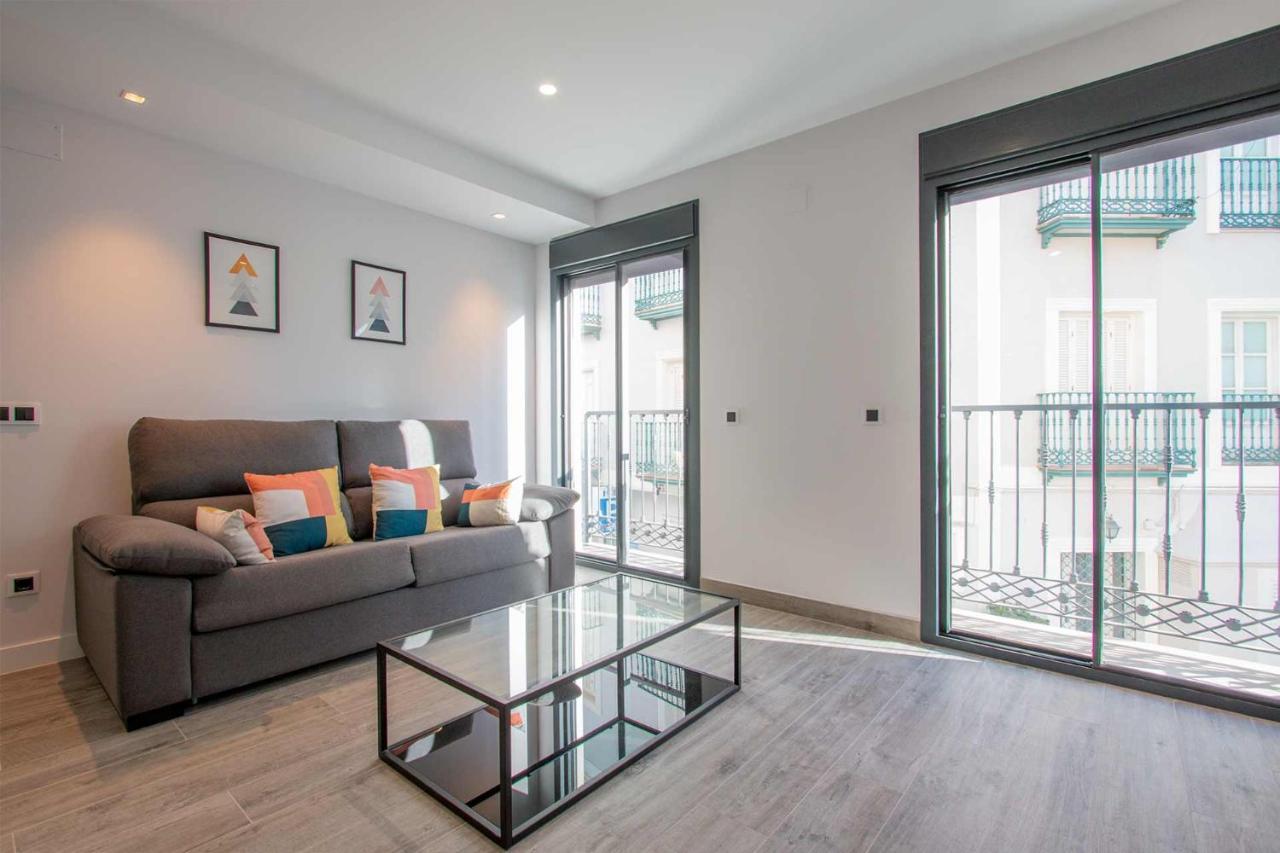Apartamentos Vacacional En Plaza De Espana Нерха Екстериор снимка